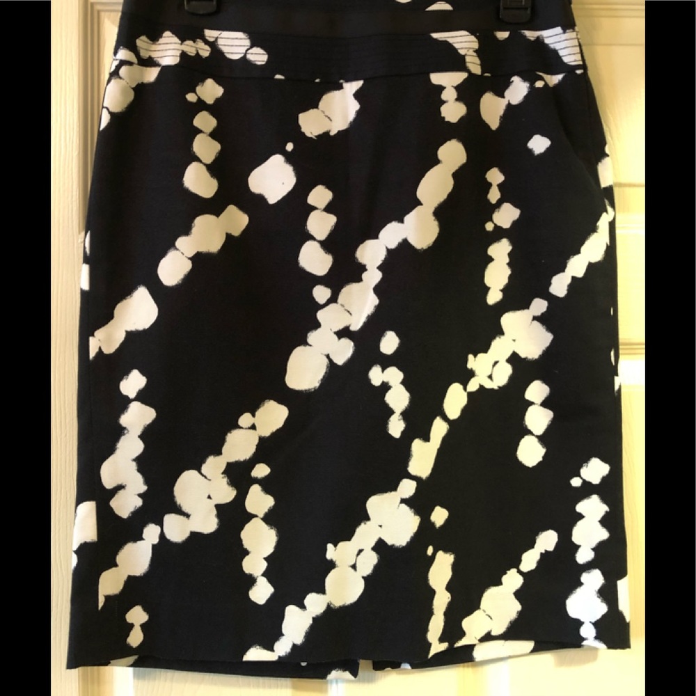 Woman skirt